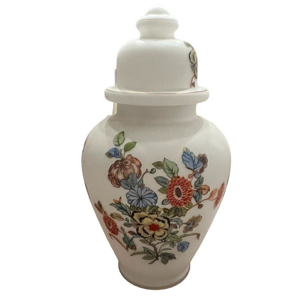 VTG  MCM Large Made In Italy Norleans White Satin Glass Urn Vase Floral Motif